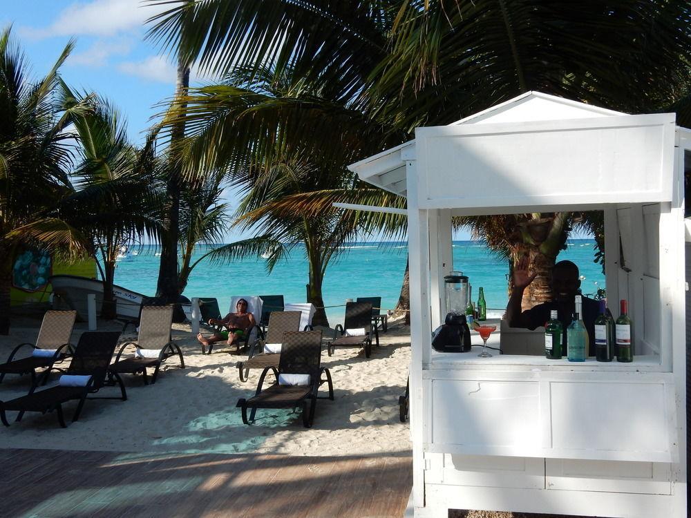 Apartahotel Green Coast Bavaro Exterior photo